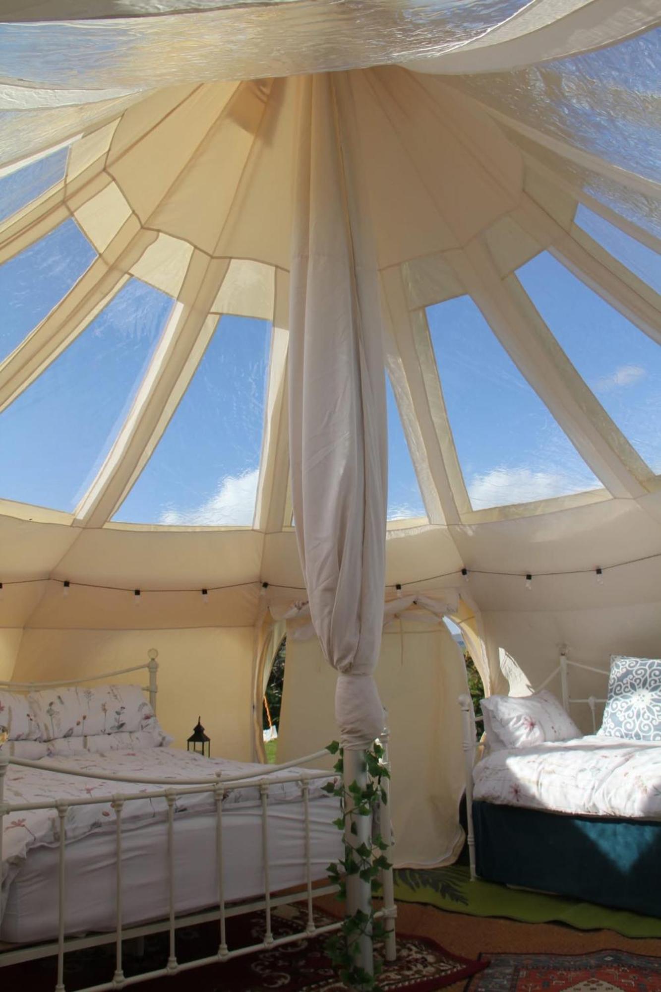 Tal-Y-Fan Farm 6M Stargazer Tent Bridgend  Exterior foto